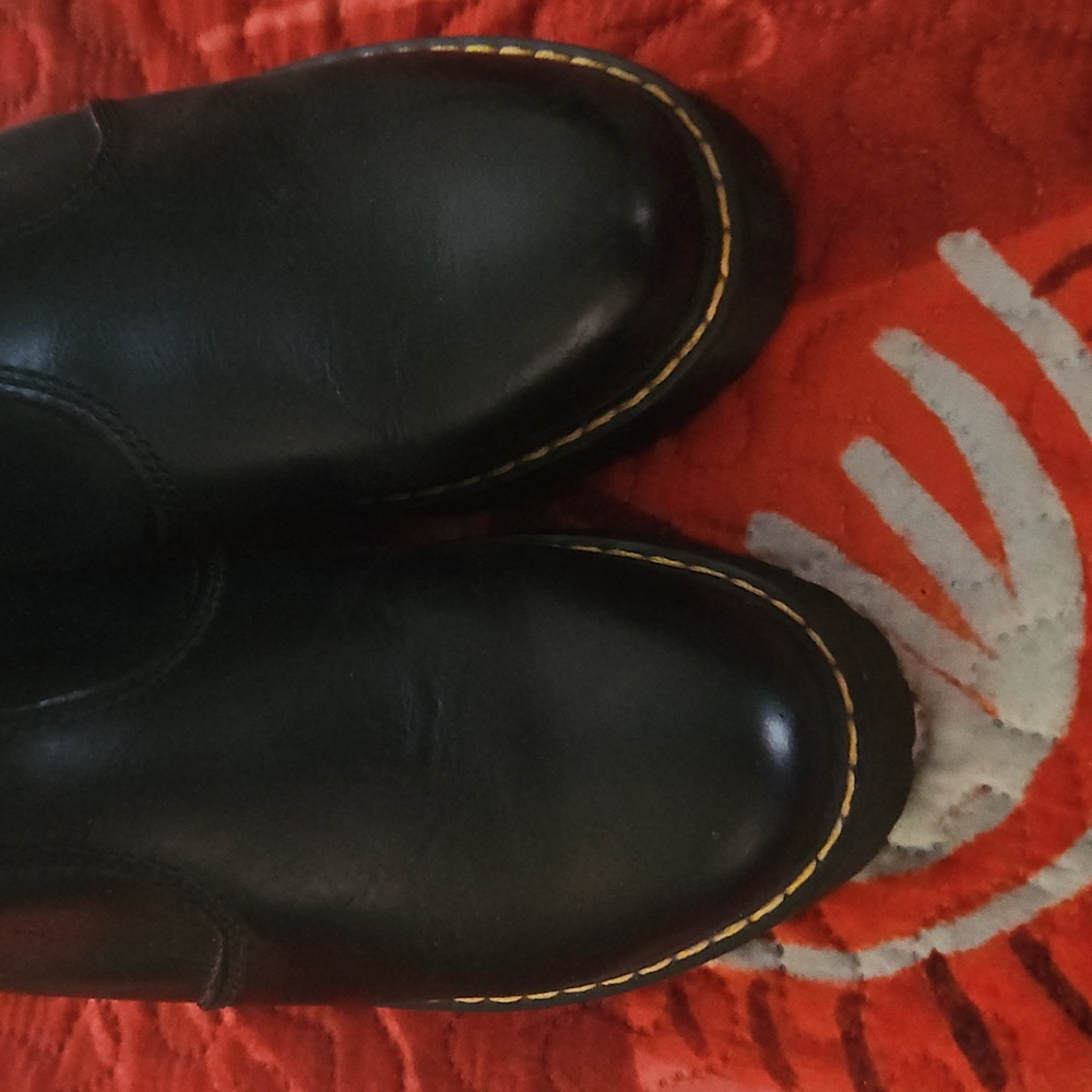 Dr. Martens Black Platform Chelsea Booties *Womens Size 7 - Picture 6 of 9